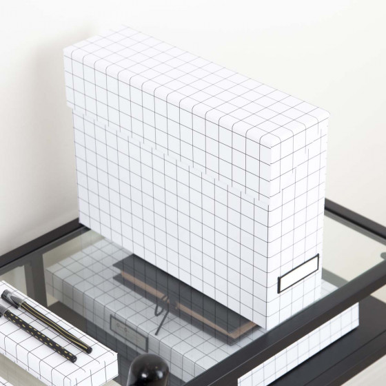 Boîte de classement quadrillé avec étiquette