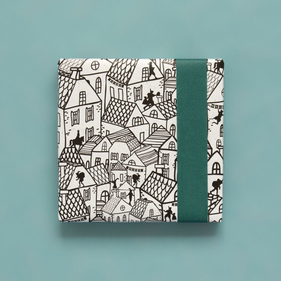 Papier cadeau à motifs noir et blanc