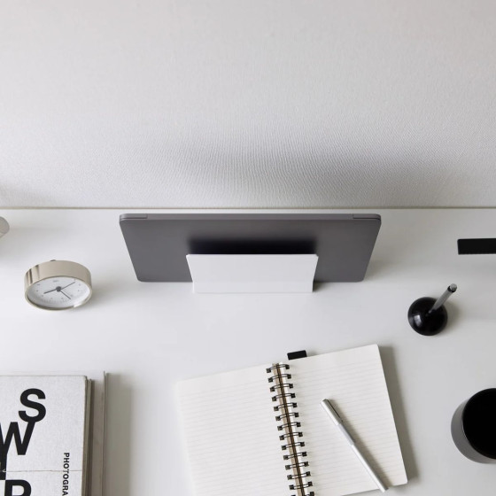 Support vertical pour ordinateur portable Support vertical pour ordinateur portable