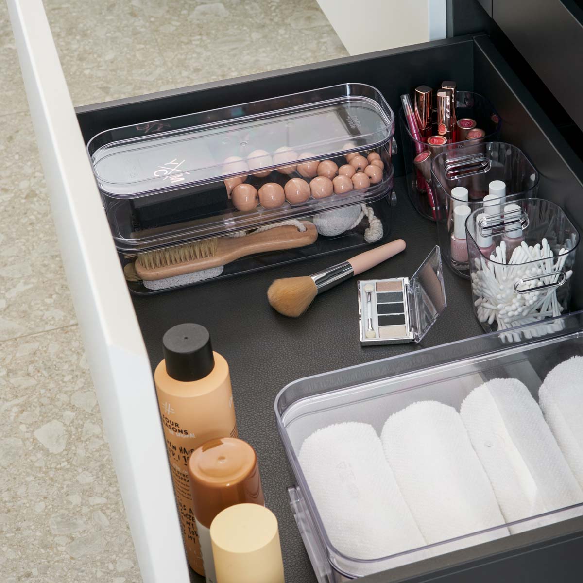 Boîte de rangement transparente pour maquillage