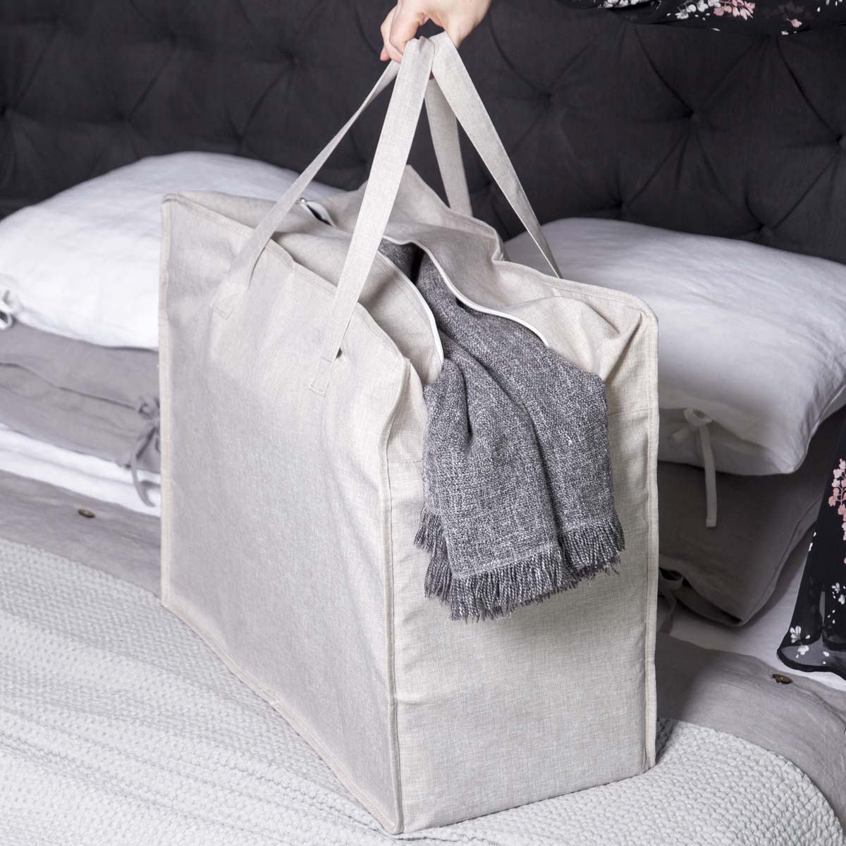 Sac de rangement en tissu clair