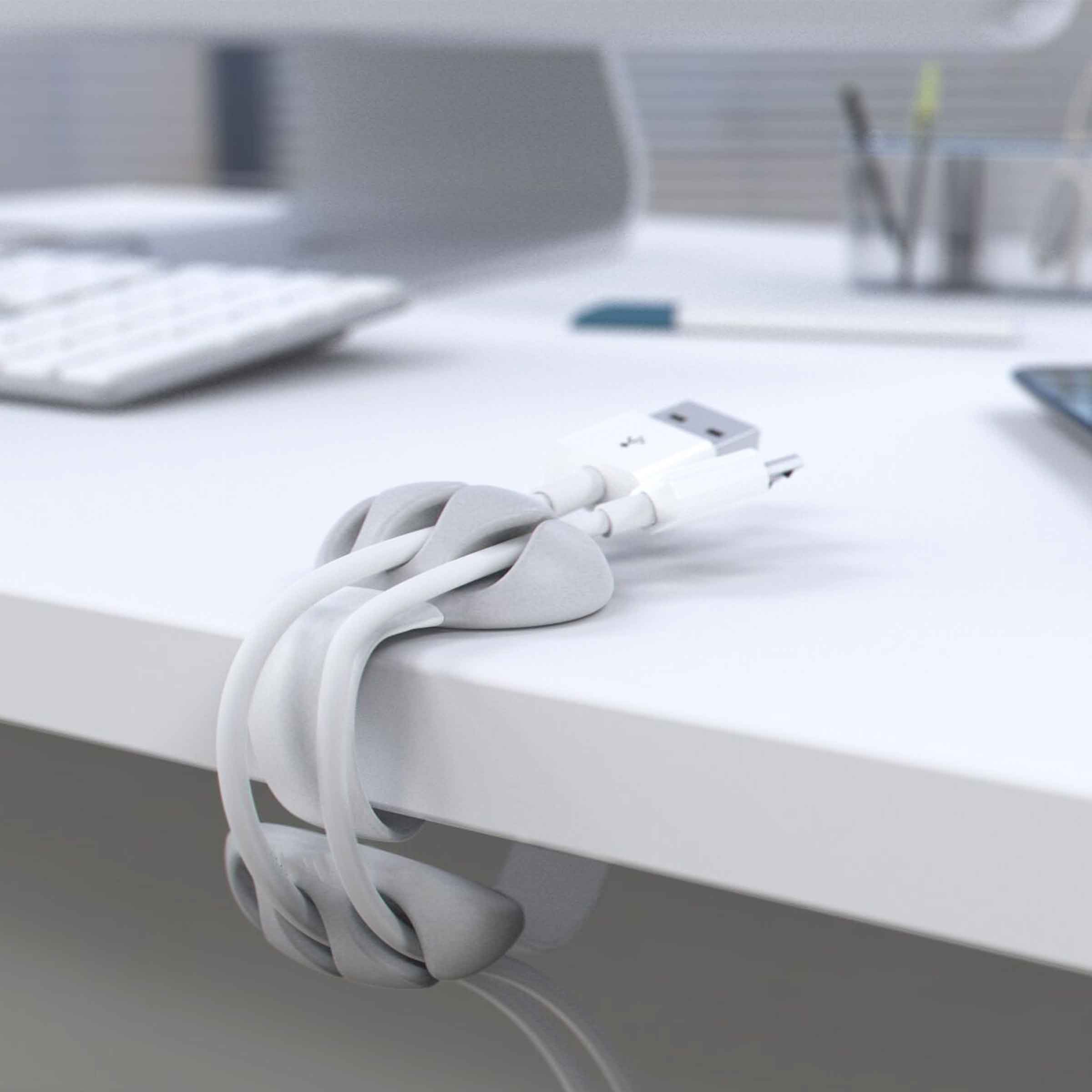 Attache blanche clipsable en plastique pour câbles électriques